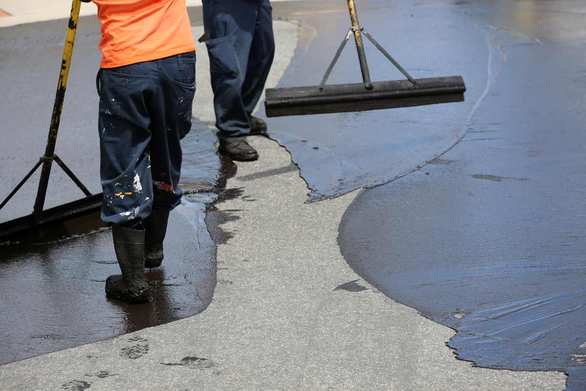 Asphalt Driveway Sealcoating